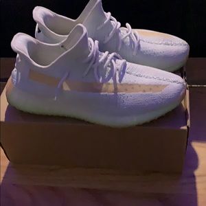 Yeezy Boost 350